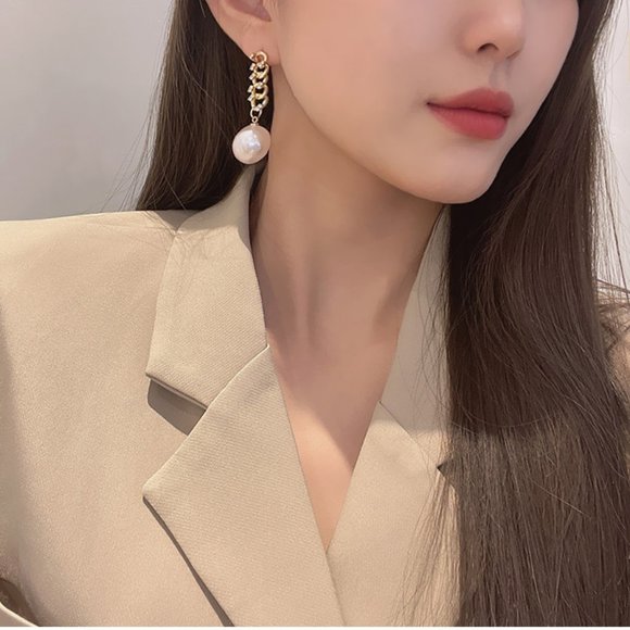 💙💕Last one Pearl Golden Chain Earrings - Picture 4 of 12